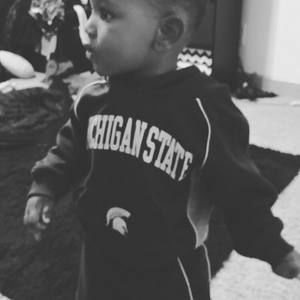 Meet your Posher, Simia